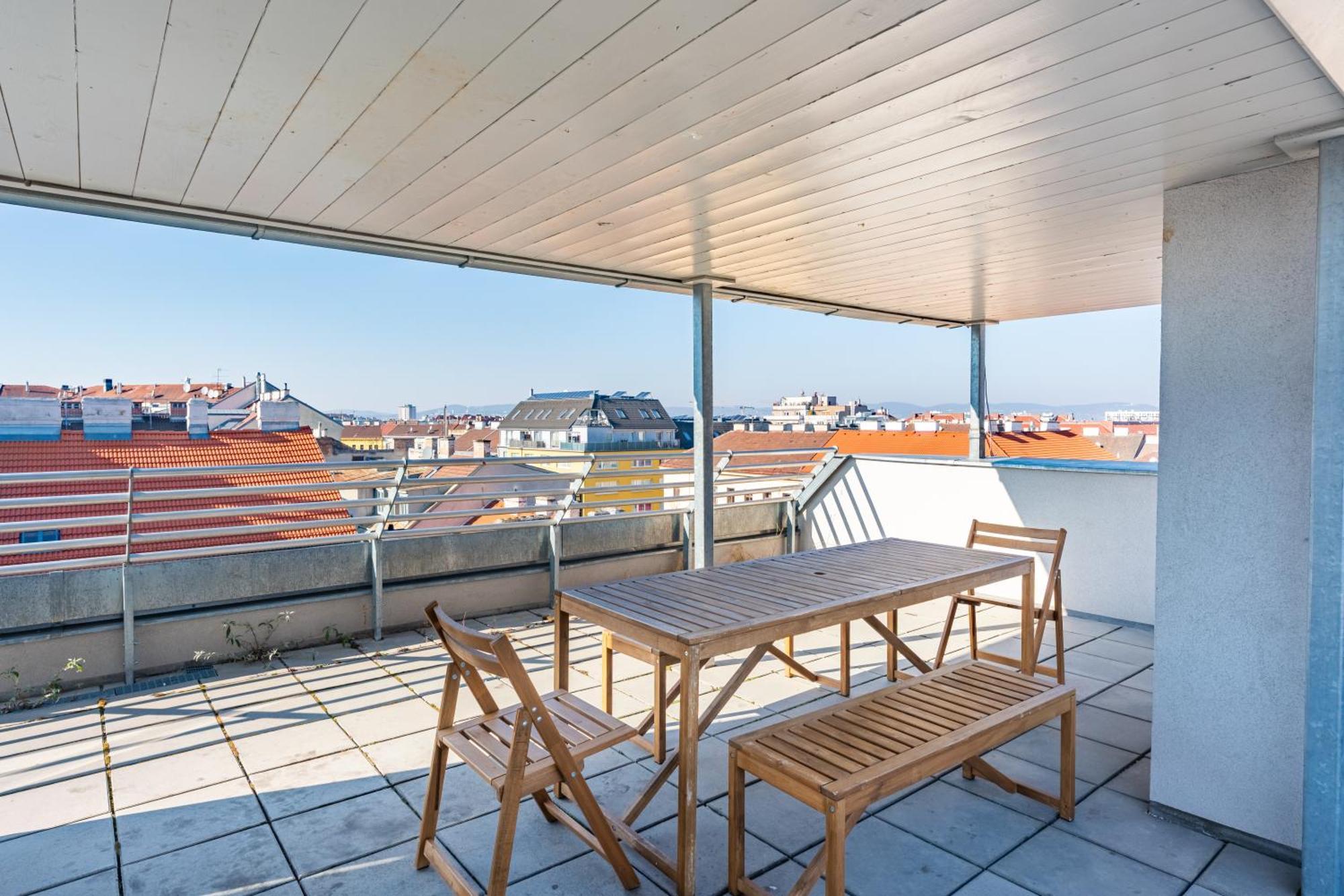 Luxury Penthouse With Rooftop Terrace
