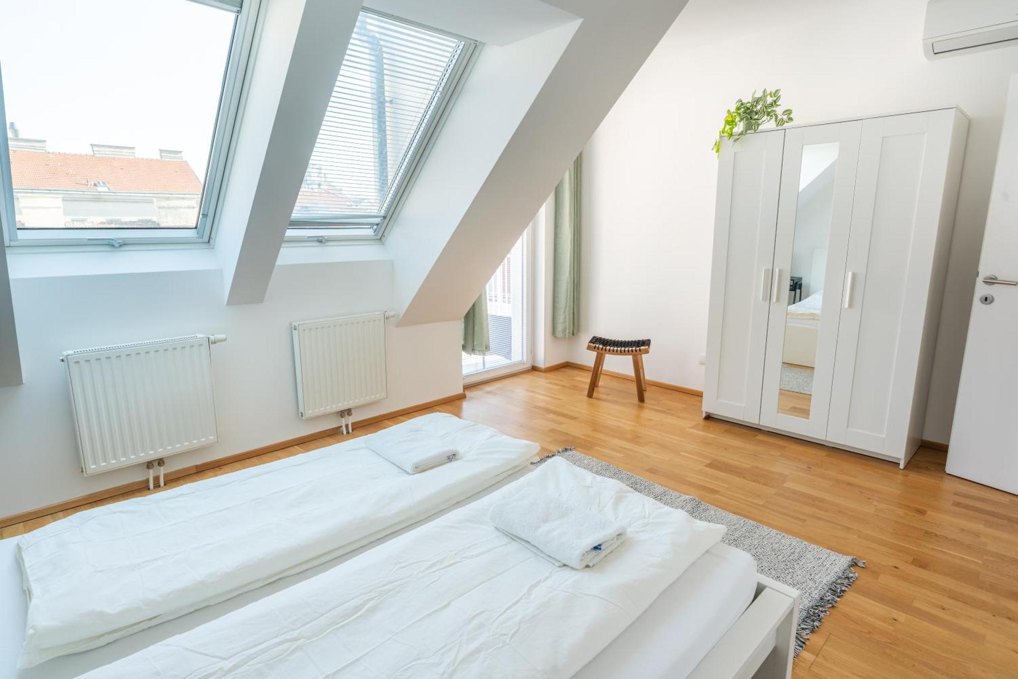 Apartment Luxury Penthouse With Rooftop Terrace *